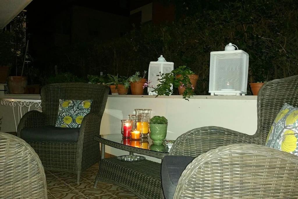 Cristina'S Flat Riccione Apartamento Exterior foto